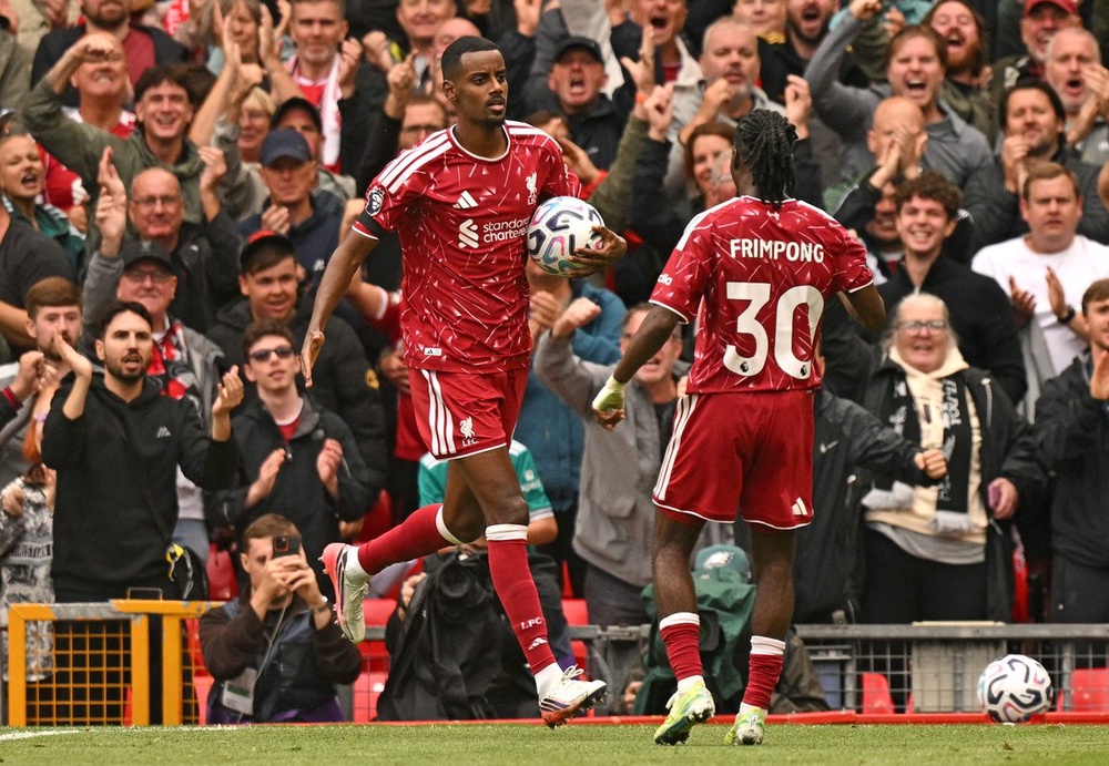Enzo’s betrayal, Mainoo’s masterclass and why Spurs still need a PS5 controller if not a goalkeeper