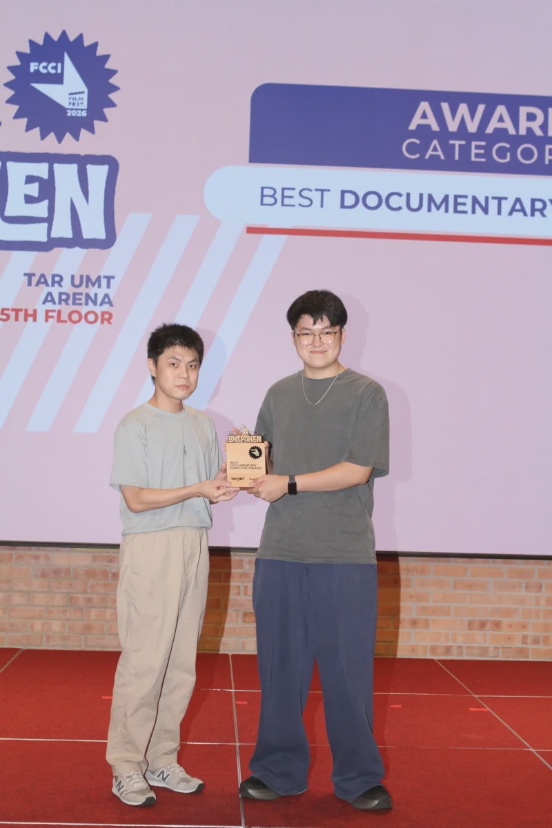 Chen’s (right) exploration of Chinese spirit medium traditions earns him Best Documentary Director.