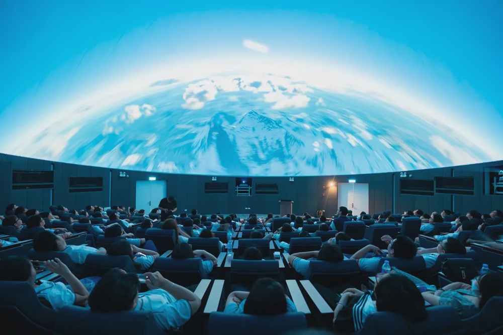 Phenikaa University Announces VND 80 Billion STEM Investment, Launches International-Standard Planetarium