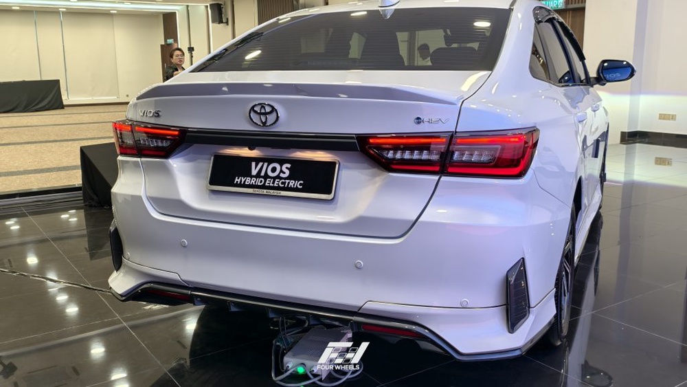 Image from: Toyota Vios Masuk Era Hibrid: Lebih Jimat, Tak Perlu Cas & Disokong Teknologi Bateri Hibrid Dipasang Tempatan