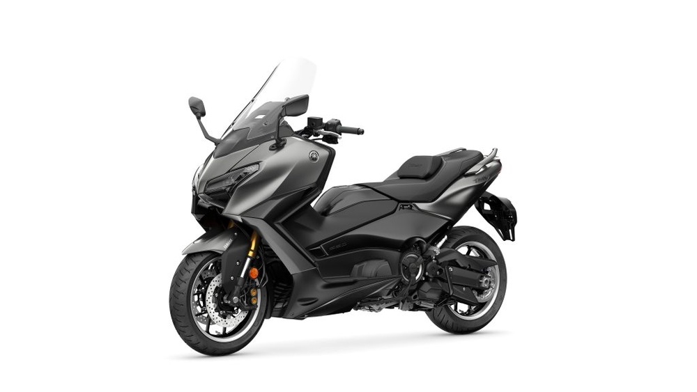 Image from: Yamaha TMAX Tech Max 2026 Tampil Lebih Eksklusif Dengan Warna Baharu Crystal Graphite