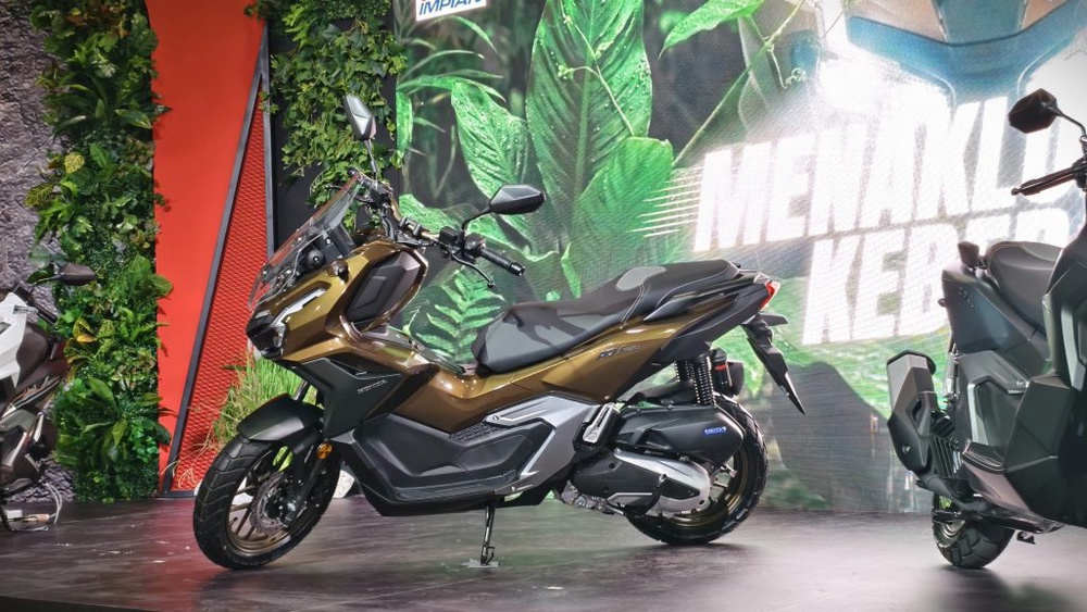 Image from: Boon Siew Honda Lancar ADV160 Baharu (2026): Kini Dengan Skrin TFT & Sokongan Honda RoadSync!