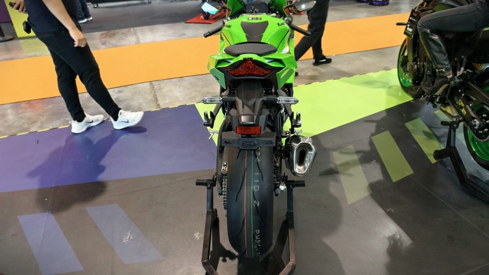 Image from: MODENAS Lancar Tiga Model Baharu Di Malaysia Bike Show 2026: Modenas Z650 S, Kawasaki Z1100 SE & Ninja ZX-10R