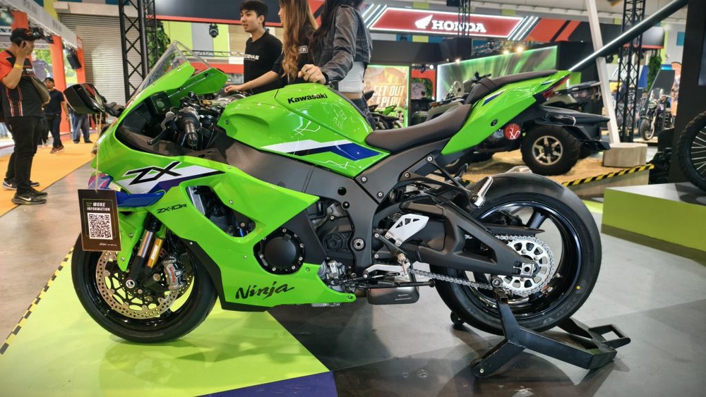 Image from: MODENAS Lancar Tiga Model Baharu Di Malaysia Bike Show 2026: Modenas Z650 S, Kawasaki Z1100 SE & Ninja ZX-10R