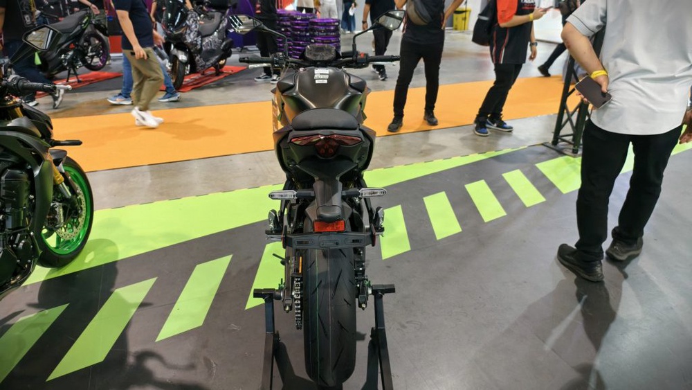 Image from: MODENAS Lancar Tiga Model Baharu Di Malaysia Bike Show 2026: Modenas Z650 S, Kawasaki Z1100 SE & Ninja ZX-10R