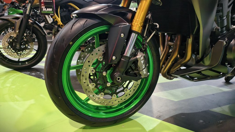 Image from: MODENAS Lancar Tiga Model Baharu Di Malaysia Bike Show 2026: Modenas Z650 S, Kawasaki Z1100 SE & Ninja ZX-10R