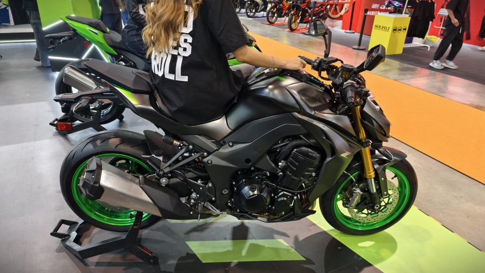 Image from: MODENAS Lancar Tiga Model Baharu Di Malaysia Bike Show 2026: Modenas Z650 S, Kawasaki Z1100 SE & Ninja ZX-10R