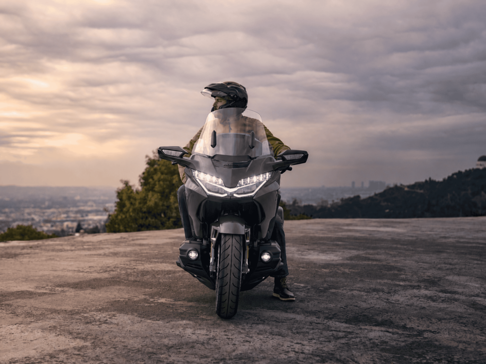 Image from: Boon Siew Honda Perkenalkan Warna Baharu Gunmetal Black Metallic Untuk Gold Wing Tour