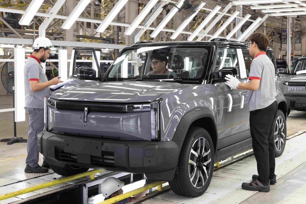 Image from: iCAUR 03 Kini Dipasang Tempatan (CKD) Kekal Spesifikasi iWD, Harga Bermula RM129,880