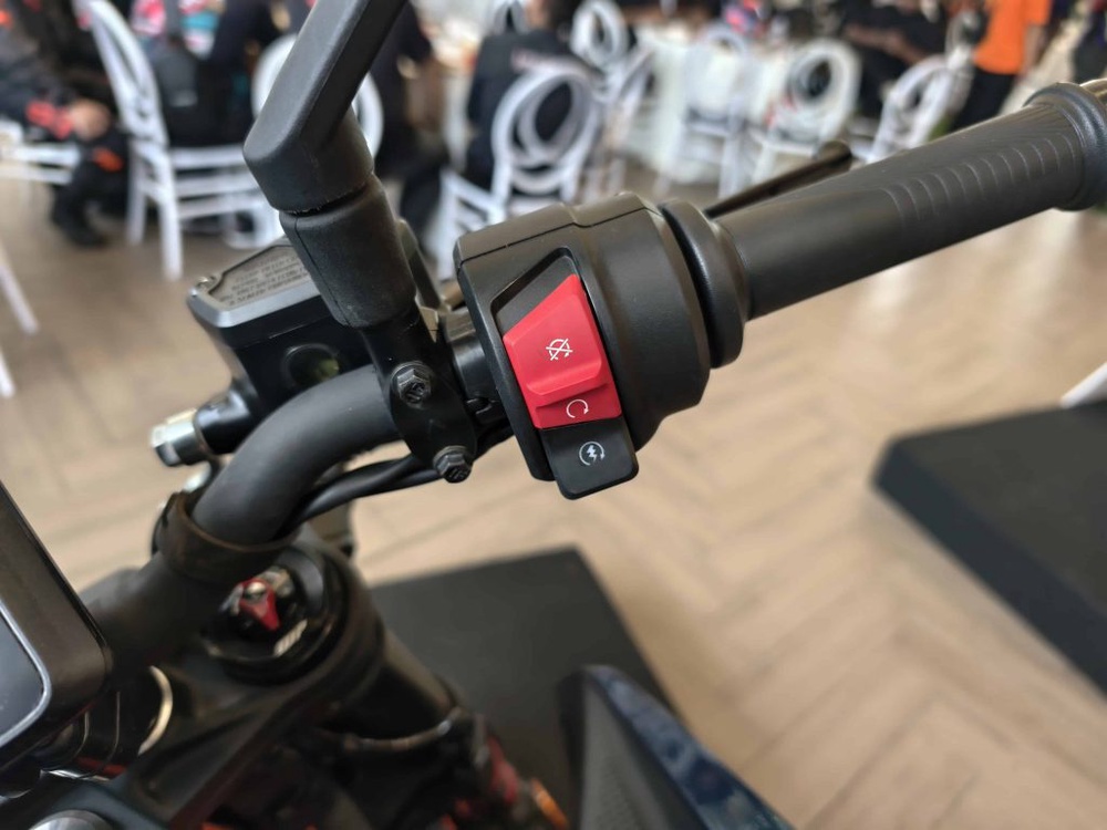 Image from: KTM Malaysia Kembali Gegarkan Pasaran Dengan Siri Baharu KTM 390 “Two Worlds, Zero Excuses”