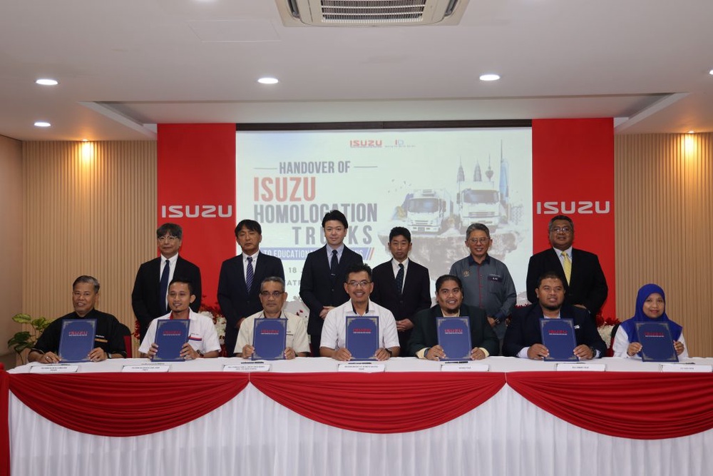 Image from: Isuzu HICOM Malaysia Sumbang 11 Trak Untuk Perkukuh Pendidikan TVET