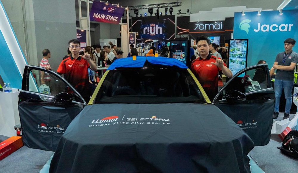Image from: JACAR x LLumar Tint-Off Championship 2026 Angkat Standard Pemasangan Filem Penapis Haba Ke Tahap Antarabangsa