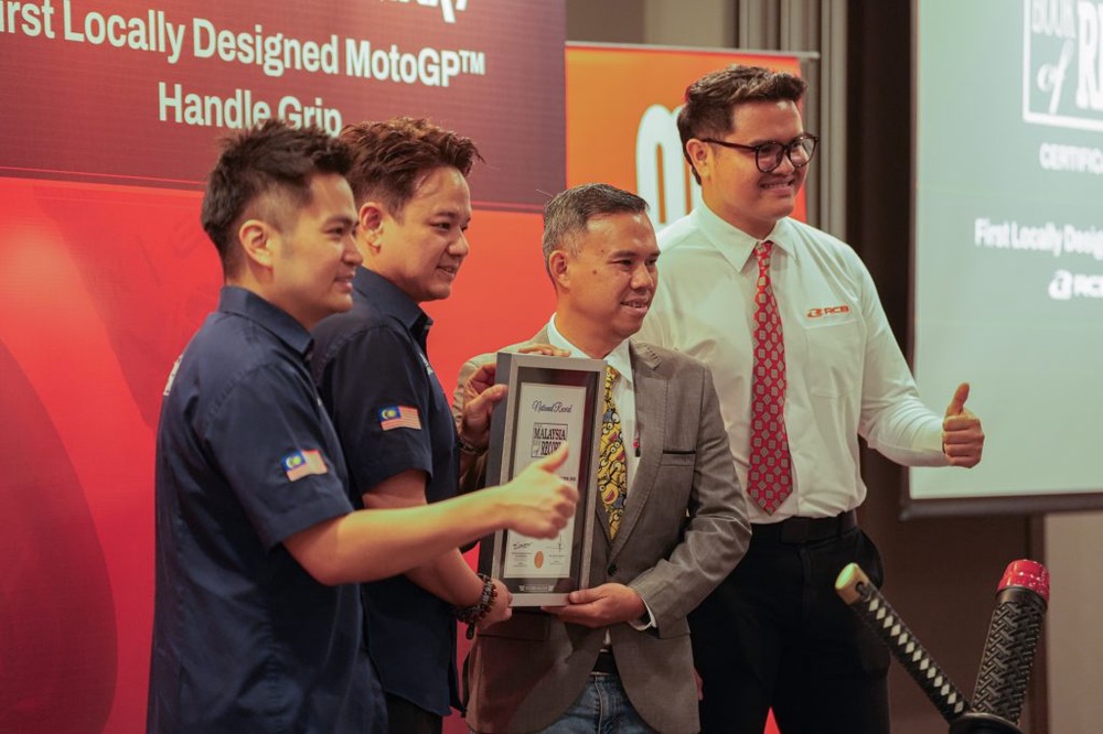 Image from: MKA Group Diiktiraf Malaysia Book of Records Menerusi RCB Nagamaki Handle Grip