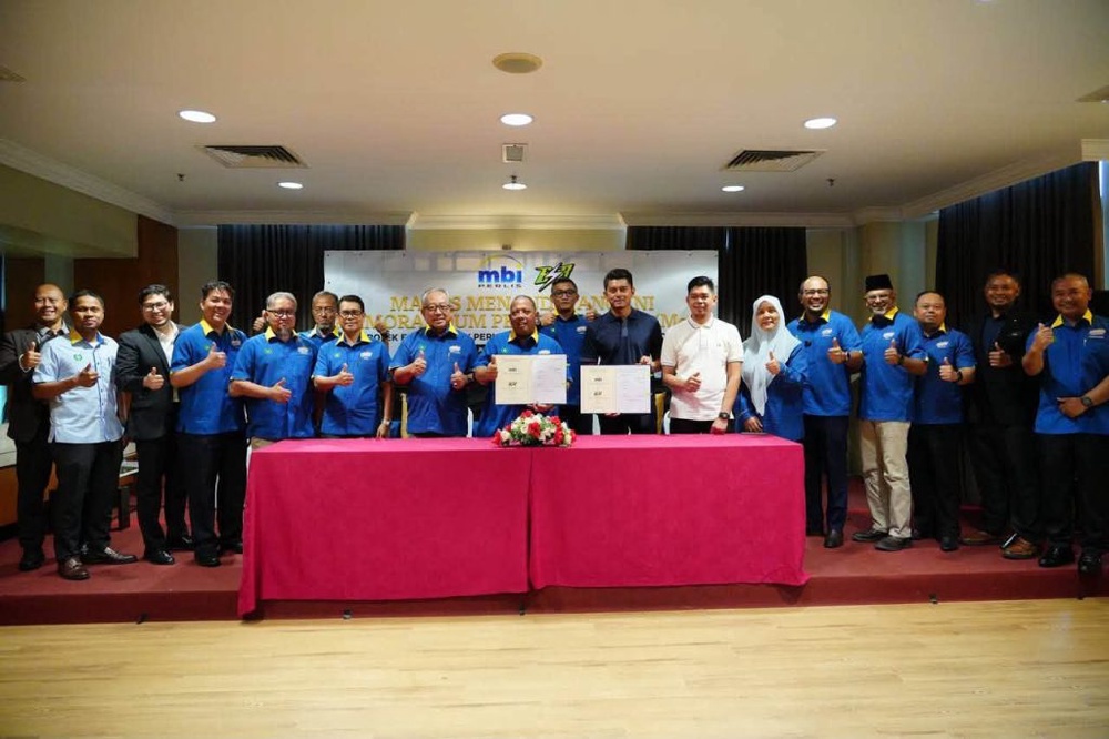 Image from: Majlis Menandatangani Memorandum Persefahaman Projek ESR Dragway Perlis Berlangsung di Perlis