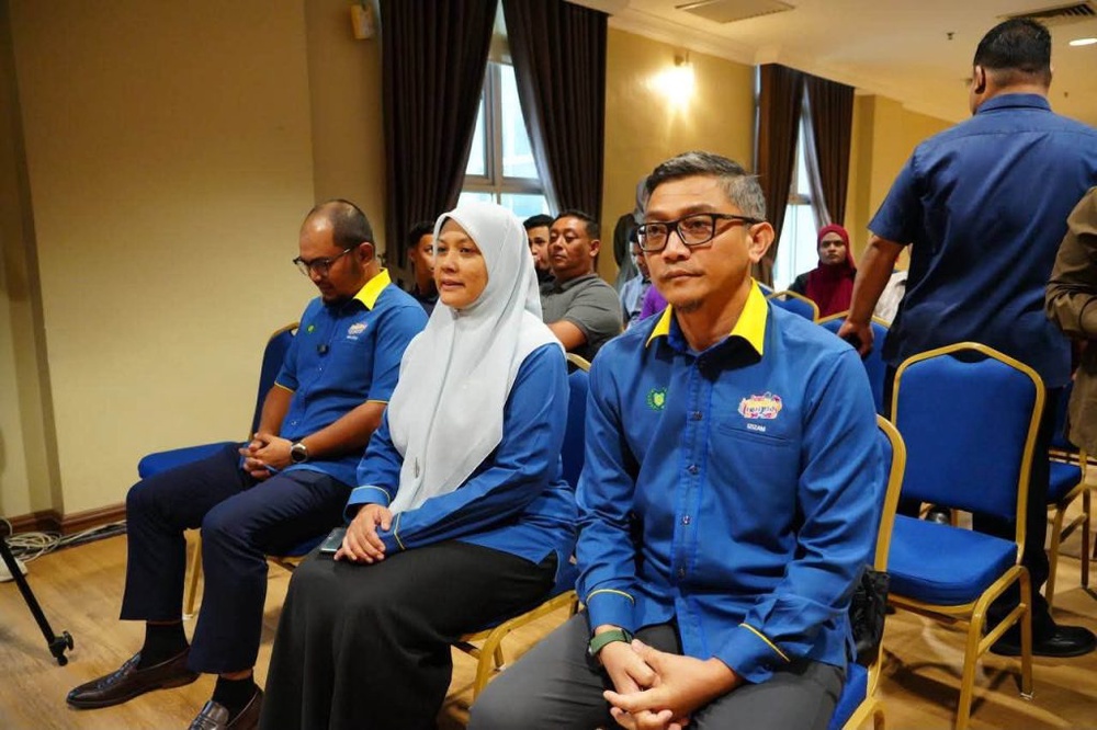 Image from: Majlis Menandatangani Memorandum Persefahaman Projek ESR Dragway Perlis Berlangsung di Perlis