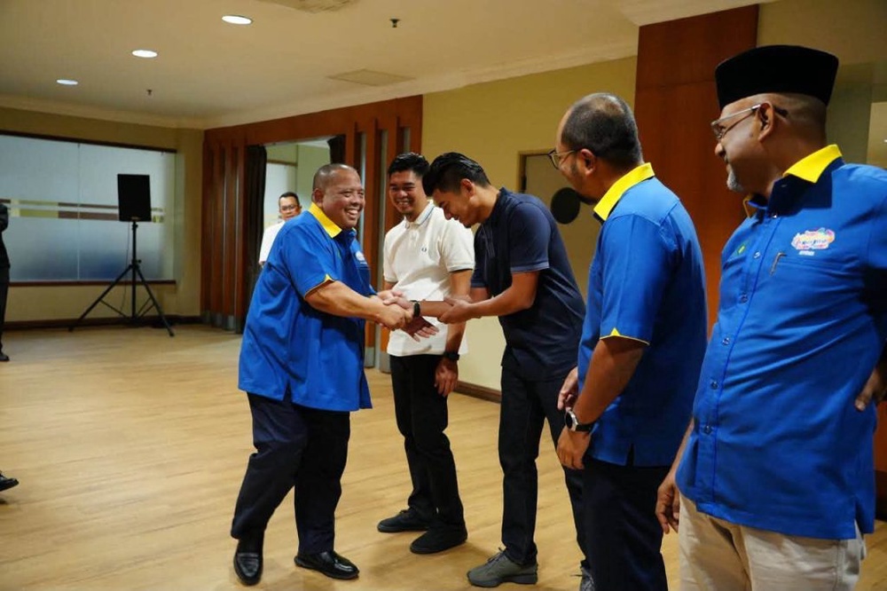 Image from: Majlis Menandatangani Memorandum Persefahaman Projek ESR Dragway Perlis Berlangsung di Perlis