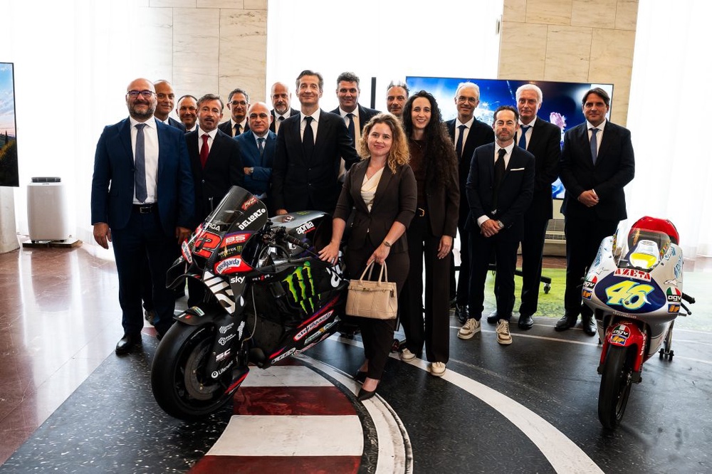 Image from: Pecco Bagnaia dan Marco Bezzecchi Dianugerahkan Gelaran Duta Diplomasi Sukan Itali