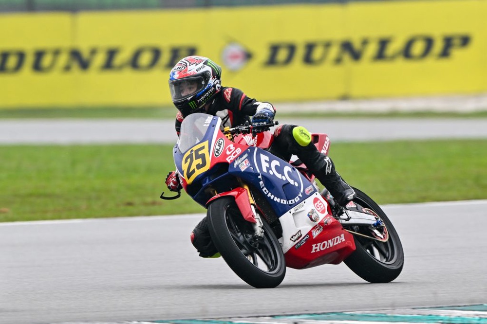 Image from: Keputusan Perlumbaan 1 MSBK 2026 Pusingan 2: Aksi Sengit Dalam Keadaan Litar Basah di Sepang