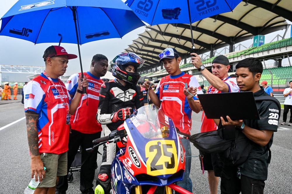 Image from: Keputusan Perlumbaan 1 MSBK 2026 Pusingan 2: Aksi Sengit Dalam Keadaan Litar Basah di Sepang