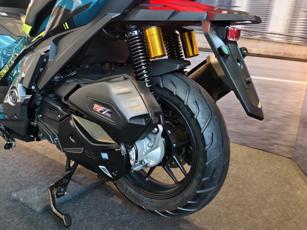 Image from: Aveta Vanguard 180 Rasmi Dilancarkan: Motosikal Adventure Touring Crossover (ATC) Ideal Untuk Penunggang Harian & Kembara!