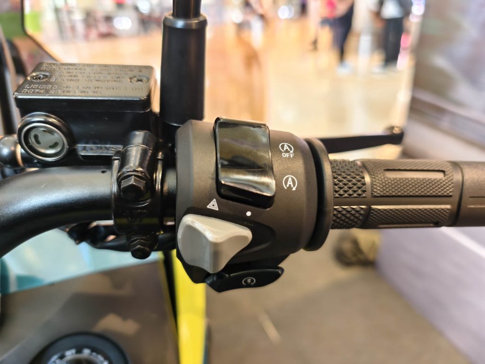 Image from: Aveta Vanguard 180 Rasmi Dilancarkan: Motosikal Adventure Touring Crossover (ATC) Ideal Untuk Penunggang Harian & Kembara!