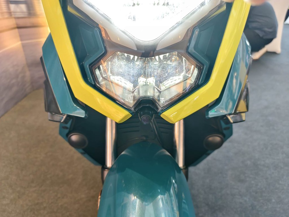 Image from: Aveta Vanguard 180 Rasmi Dilancarkan: Motosikal Adventure Touring Crossover (ATC) Ideal Untuk Penunggang Harian & Kembara!