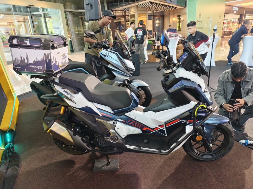Image from: Aveta Vanguard 180 Rasmi Dilancarkan: Motosikal Adventure Touring Crossover (ATC) Ideal Untuk Penunggang Harian & Kembara!