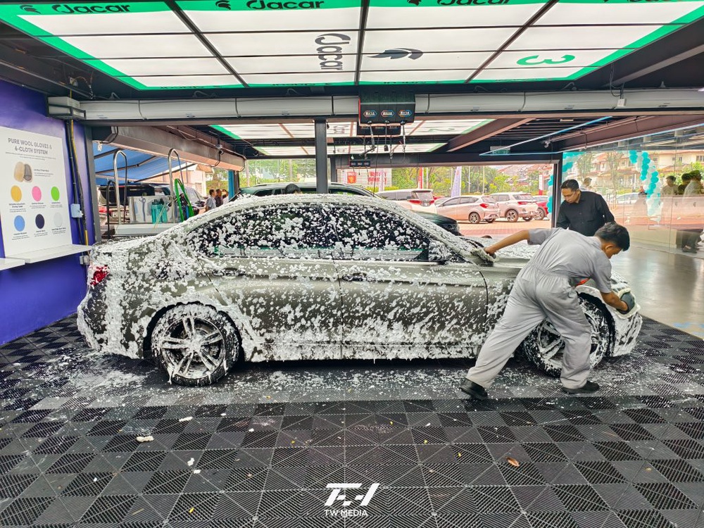Image from: JACAR x SISTER GESHA COFFEE: Nikmati Kopi Premium Sambil Kereta Dijaga di Bandar Utama