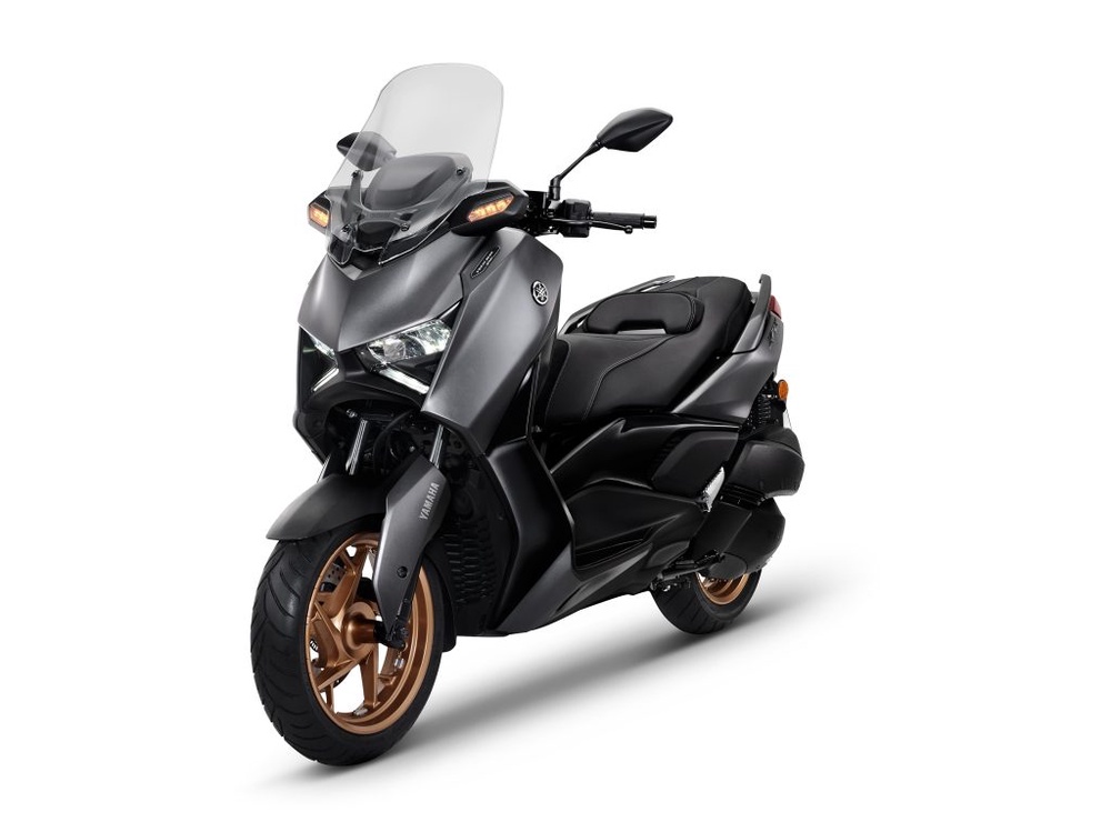 Image from: Yamaha XMAX 300 Tech Max Rasmi, Varian Premium Baharu Pada RM28,499*