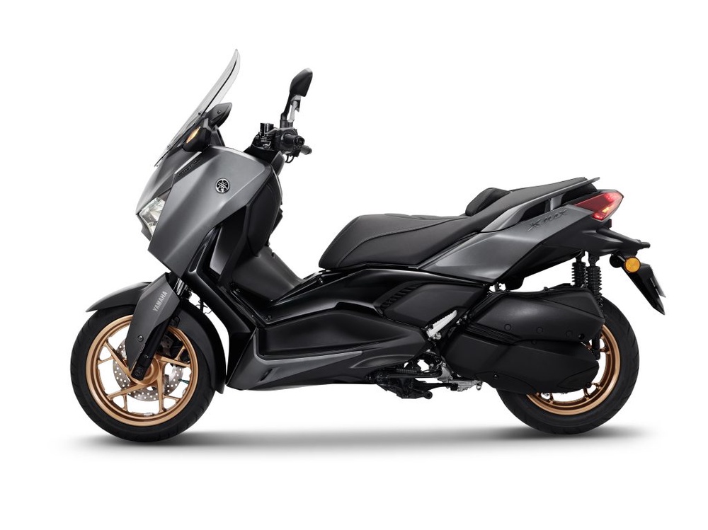 Image from: Yamaha XMAX 300 Tech Max Rasmi, Varian Premium Baharu Pada RM28,499*