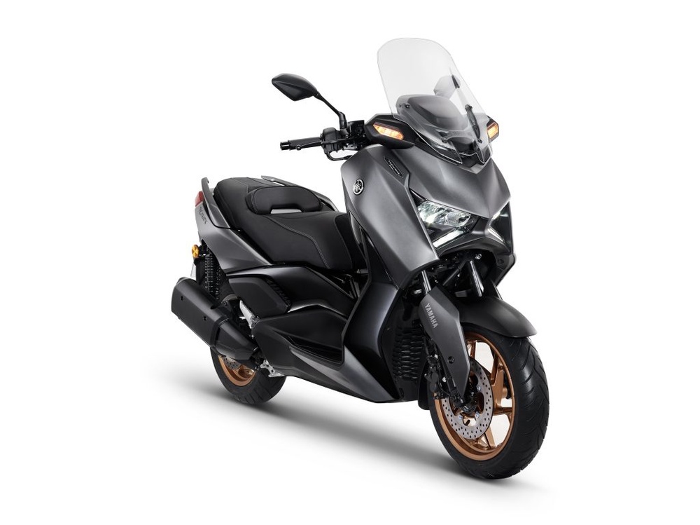 Image from: Yamaha XMAX 300 Tech Max Rasmi, Varian Premium Baharu Pada RM28,499*