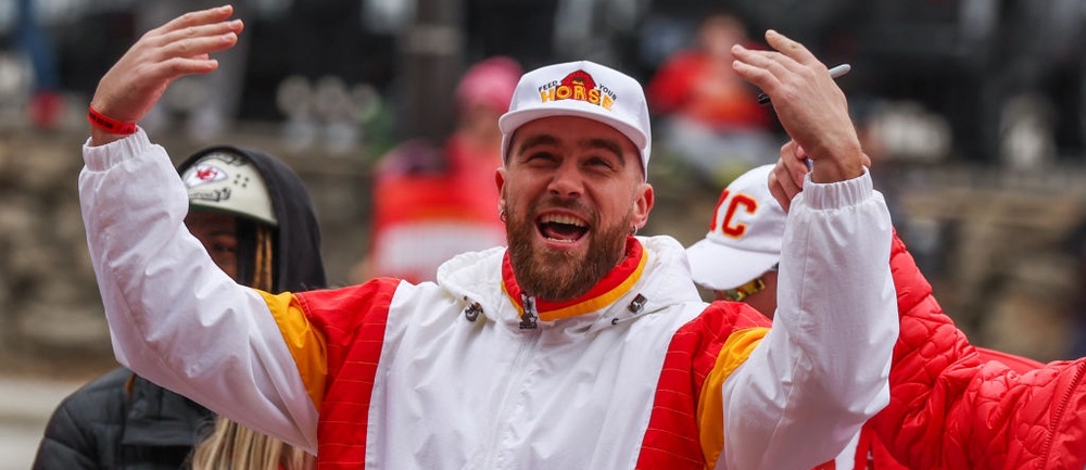 Why Travis Kelce wore Iowa State headgear to Chiefs press conference