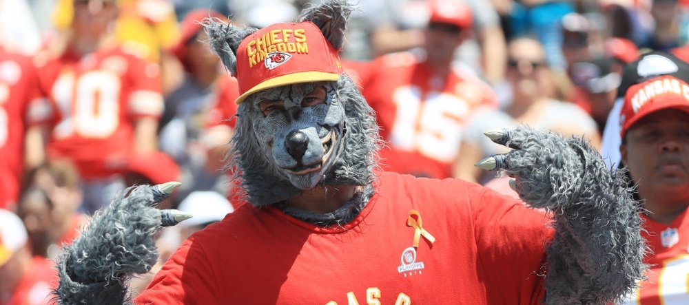 Kansas City Superfan Chiefsaholic Was Arrested In California After Four ...