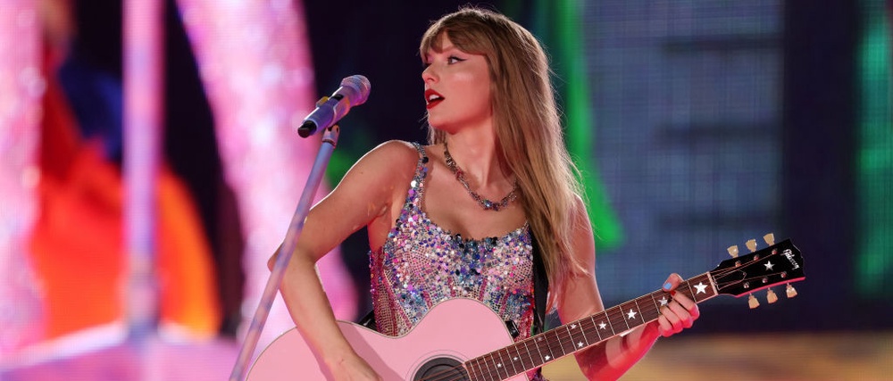 Taylor Swift: The Eras Tour' Movie Setlist: Every Song Cut and Surprise  Songs, Explained