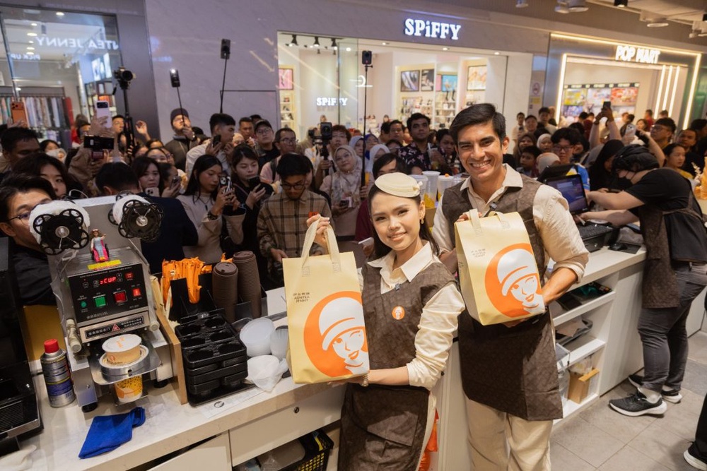 Image from: 12家门店获Halal认证,沪上阿姨看好今年内大马门店突破100家!