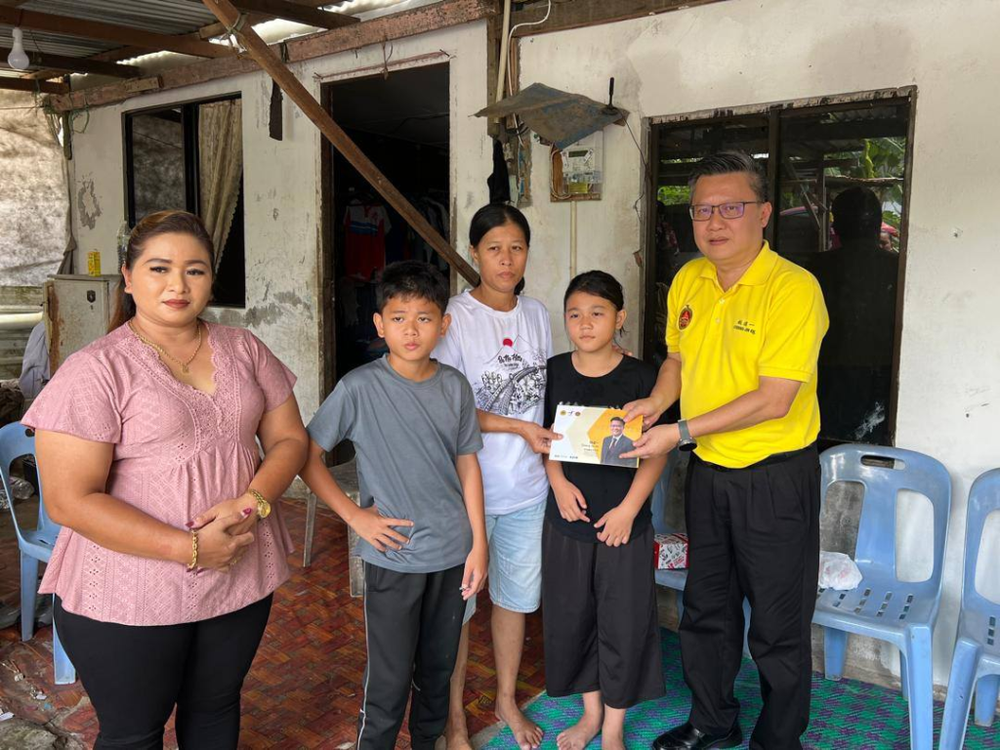 Image from: M’sian dad killed in fatal crash before fulfilling daughter’s birthday promise