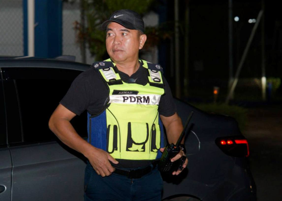 Image from: Female e-hailing driver allegedly assaulted by teenagers after fare refusal in Kuala Sungai Baru