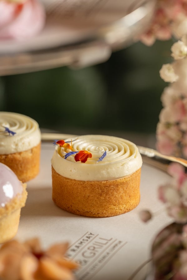 SunwayHotelMum Pineapple Tart