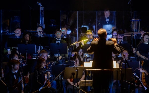 Image from: Across Galaxies & Kingdoms: Fantasy & Sci-Fi Movie OSTs Come to Life in This Sweeping Orchestra