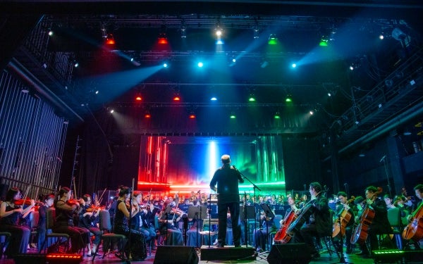 Image from: Across Galaxies & Kingdoms: Fantasy & Sci-Fi Movie OSTs Come to Life in This Sweeping Orchestra