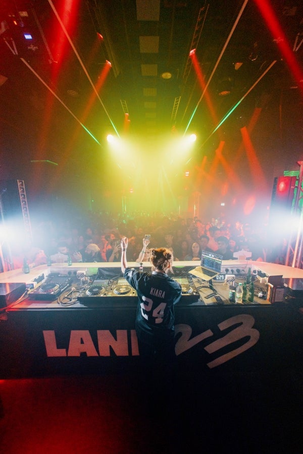 HeinekenHouse Sessions FUR 2342 PhotobyAllIsAmazing