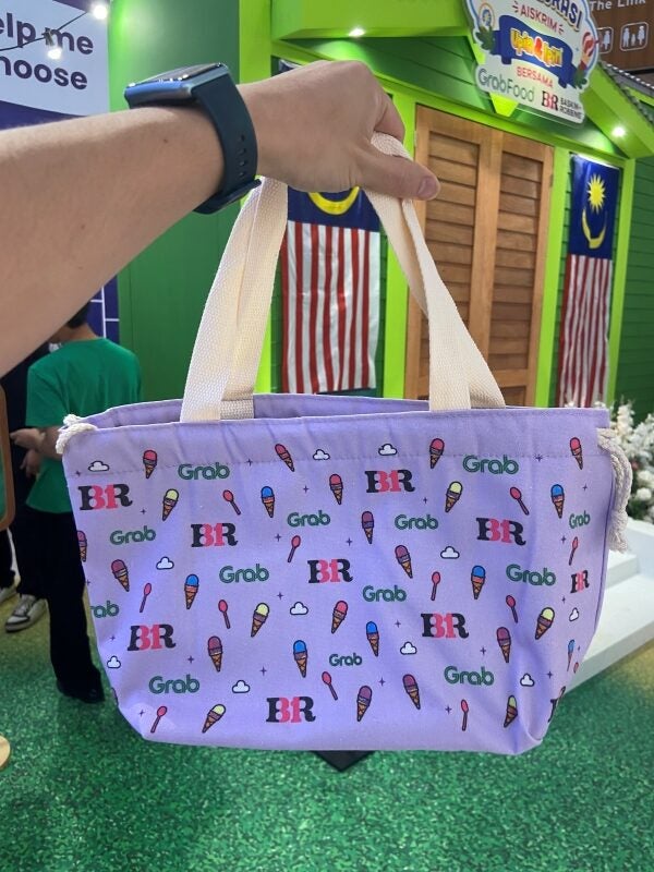 GrabUpinIpin Lunch bag