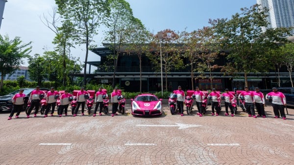 foodpandaF1 Pink Ferrari 6