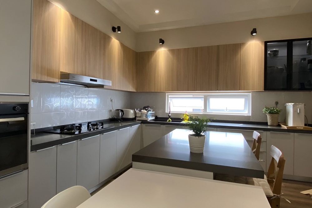 Kitchen cabinet johor