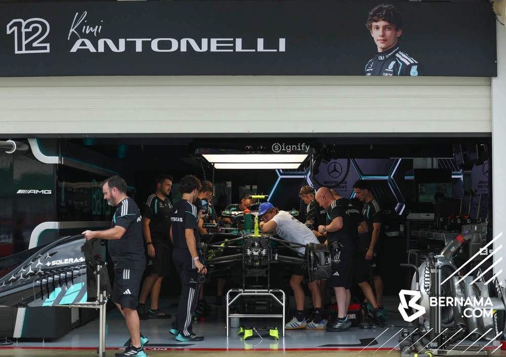 F1