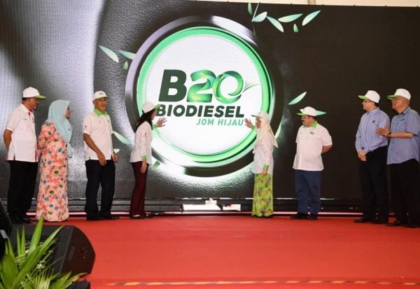 Image from: B15 Diesel Rolls Out This Month Throughout Malaysia