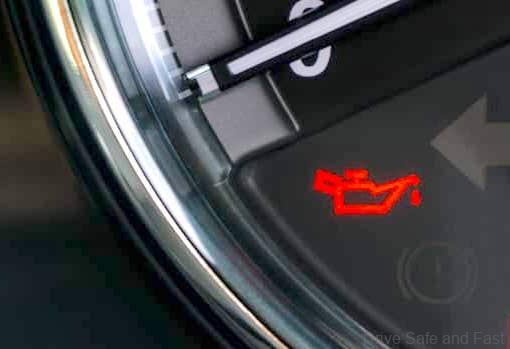 Please Do Not Ignore This Oil Warning Light On Your Dashboard