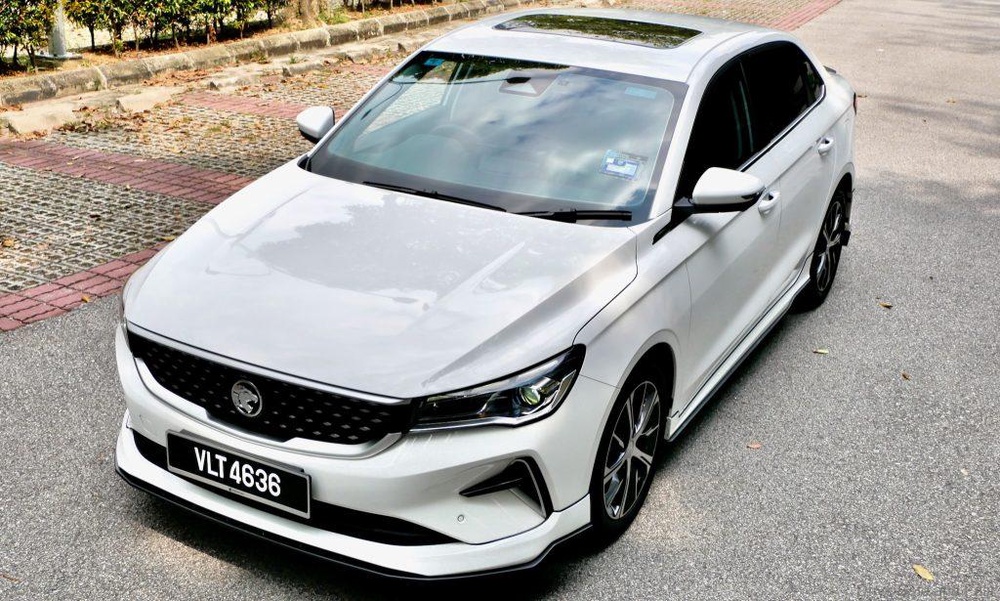 proton s70 in white