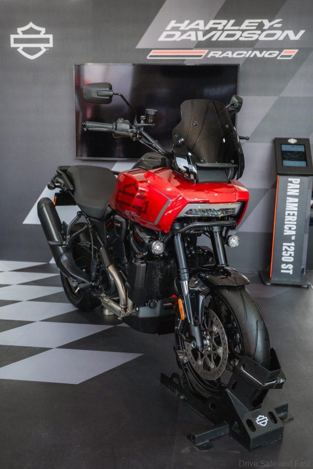 Image from: Harley-Davidson And PDRM Collaborate On Three-Motorcycle Proof Of Concept Evaluation Ahead Of Le Tour De Langkawi 2026