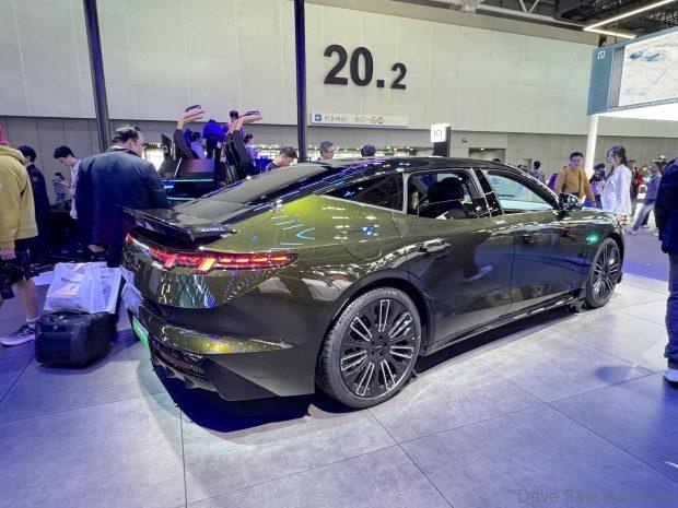 Image from: Geely “Gold Brick” Battery Has Insane Charging Speeds